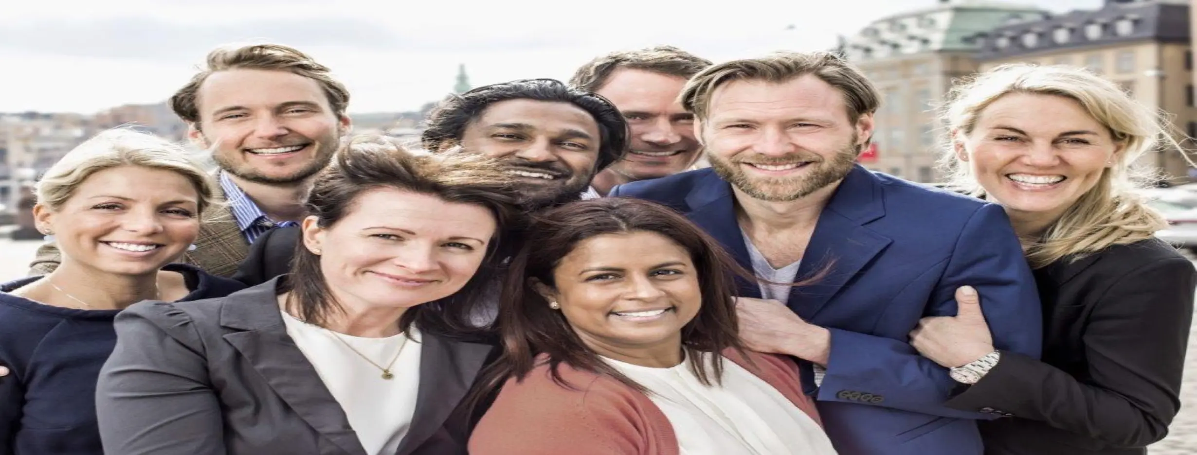 Image for Vibrant Expat Community